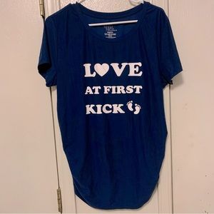 “Love at first kick” L Navy Blue Maternity Shirt